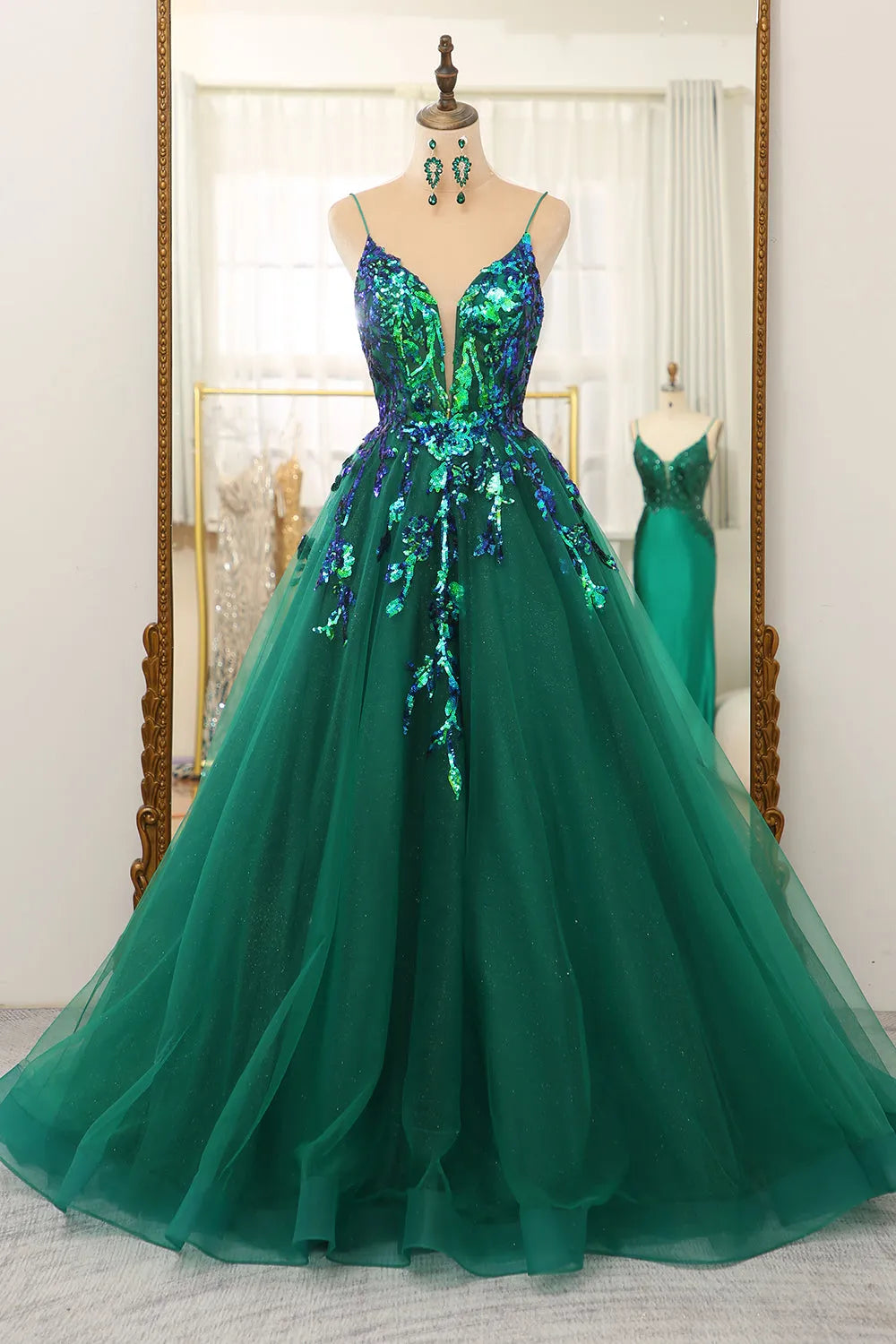 Wholesale Glitter Dark Green A-Line Tulle Spaghetti Straps Long Prom Dress With Sequin prom dresses with long sleeves